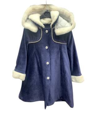 Manteau chic en velours bleu nuit et fourrure blanche  Référence : 2011221831